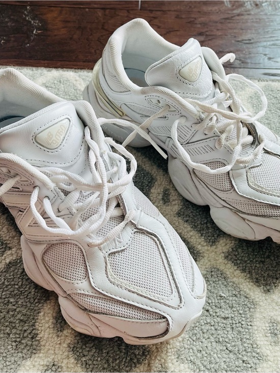 New Balance Shoes - New Balance 9060 Sneakers
